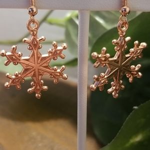 ✨Handmade✨ Rose Gold Snowflake Drop Earrings